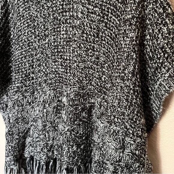 Do Everything In Love Turtleneck Black Poncho Sweater with Fringe One Size - Picture 4 of 8